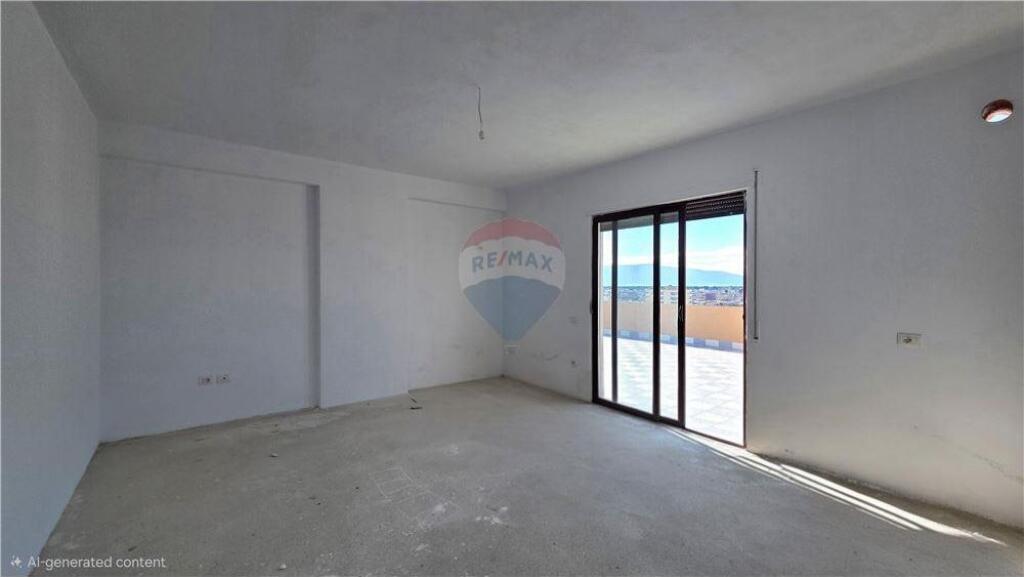 ✨ PENTHOUSE E NDARE NE 2 APARTAMENTE NË SHITJE – TRANSBALLKANIKE, PRANË PORCELANOSA, VLORË ✨