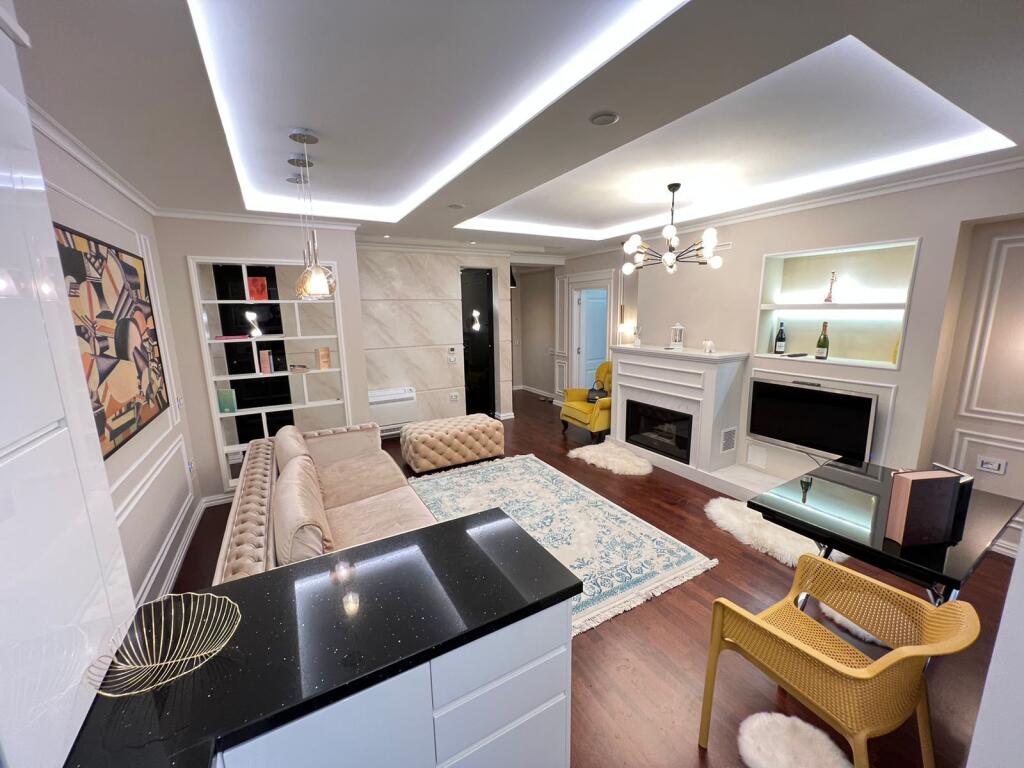 Vendesi Appartamento 2+1+2 Residenza Colombo