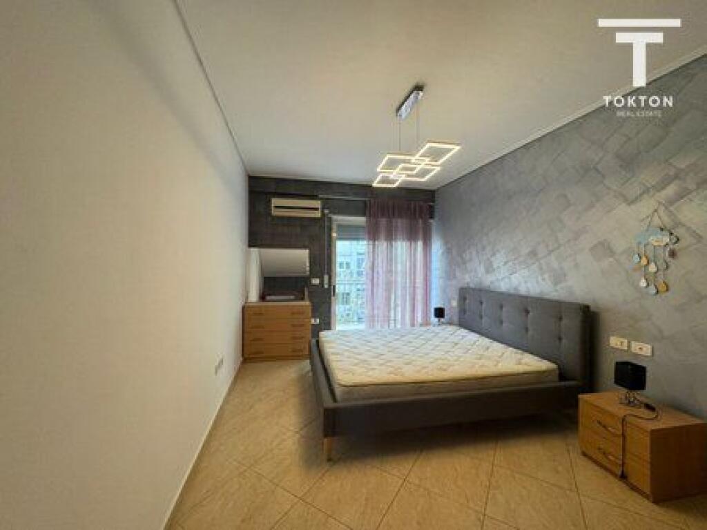 SHITET, APARTAMENT 2+1, RRUGA E KAVAJËS, TIRANË