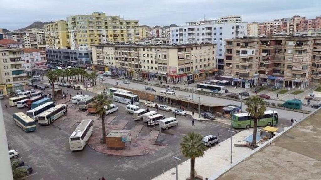 Apartament 1+1 per Qira stacioni Trenit