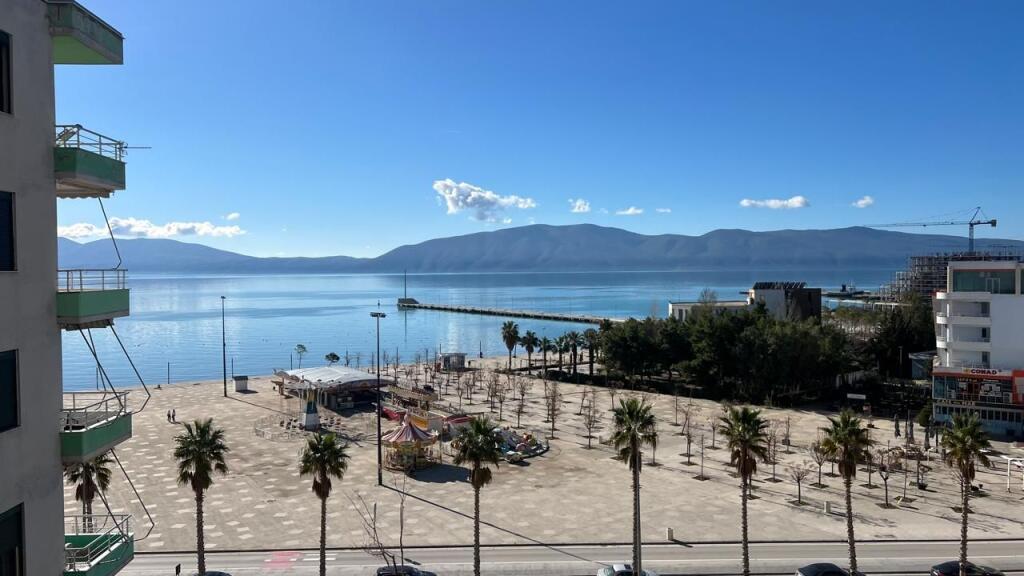 Apartment for rent on the promenade