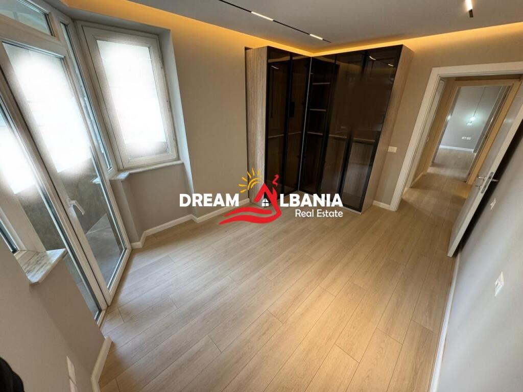 Apartament 2+1+2 ne shitje ne Myslym Shyr, prane ish Ekspozites ne Tirane (ID 41212137)