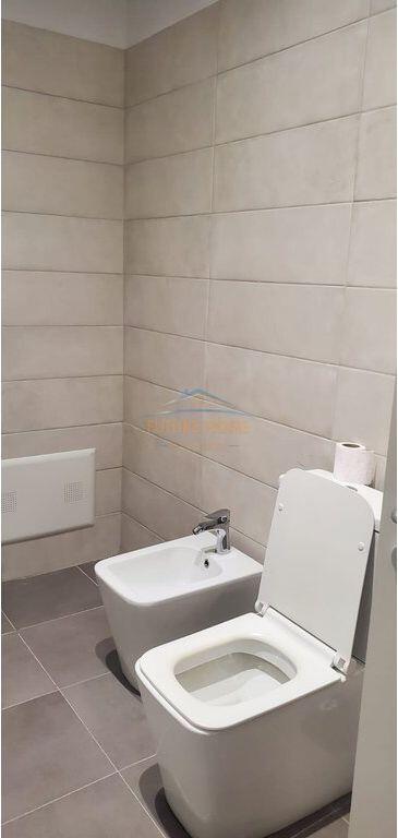 Affitto, Appartamento 1+1, Complesso Mangalem, Tirana.