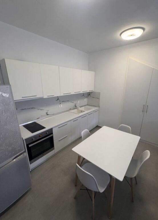 📌 Jepet me Qira Apartament 2+1 me Post Parkimi – Kodra e Diellit 1