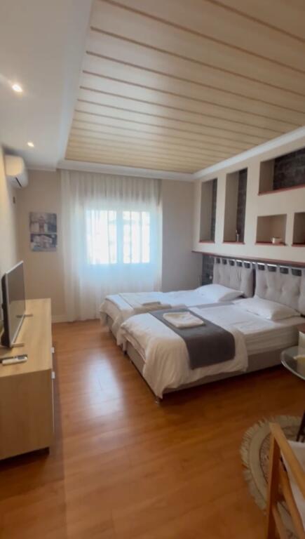 Shiten 2 Apartamente tek 9 katshet