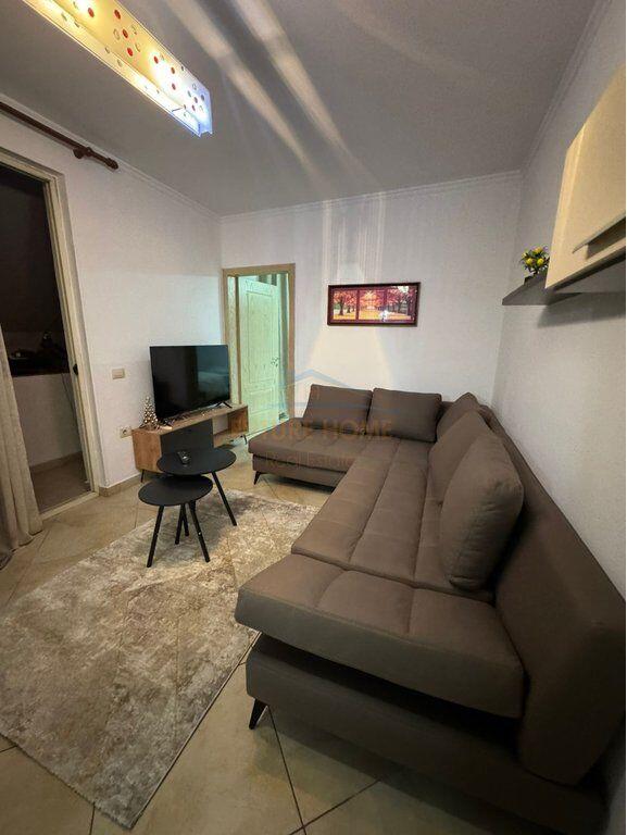 Affitto, Appartamento 3+1, Via Kavaja, Tirana.