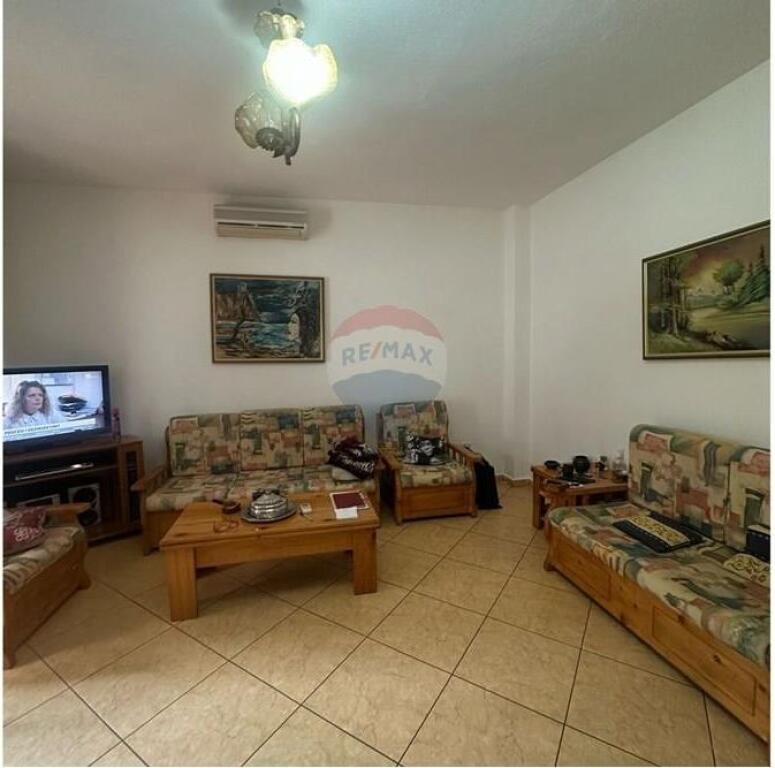 Apartament 2+1 per shije te Eleonora