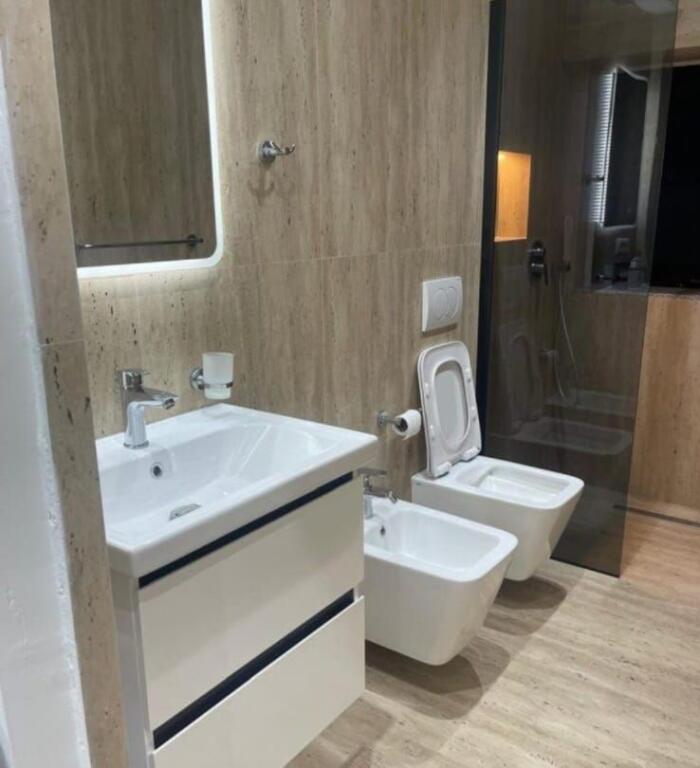 Appartamento in affitto 1+1 - 📍Komuna Parisit, vicino a Kristal Center