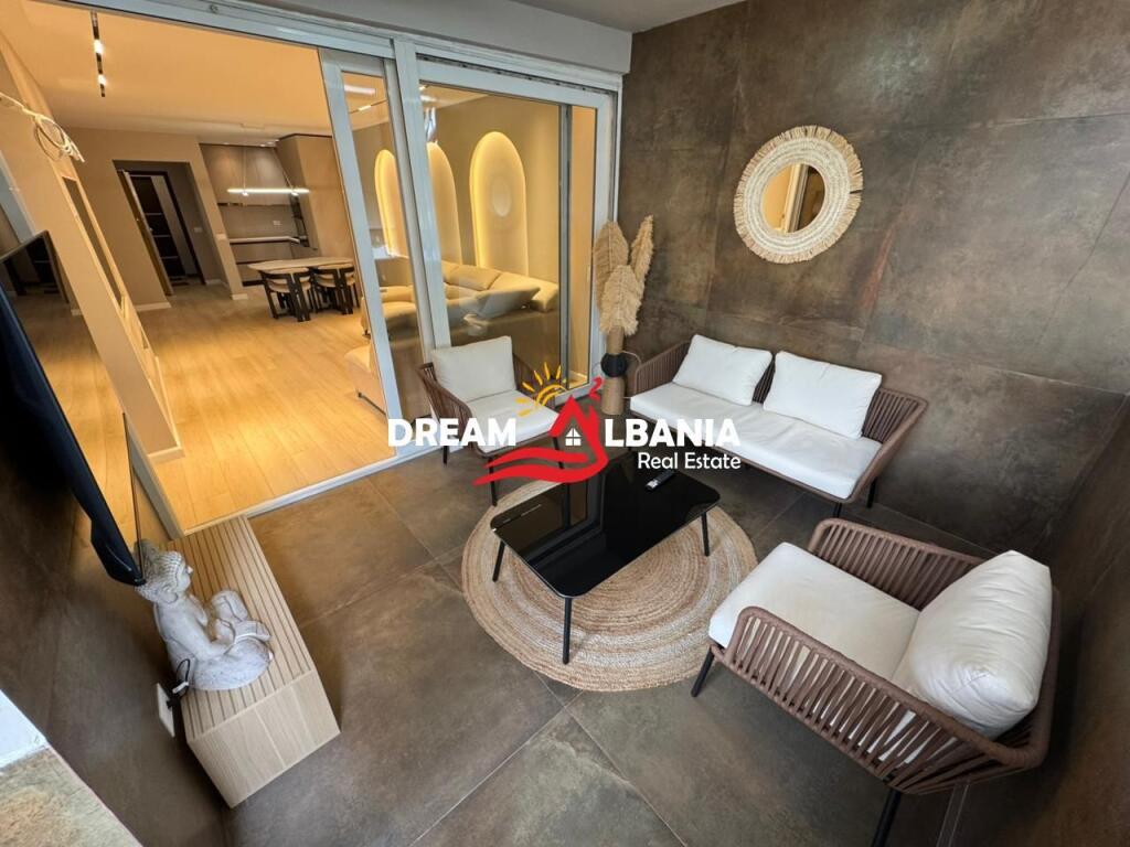 Apartament 2+1+2 ne shitje ne Myslym Shyr, prane ish Ekspozites ne Tirane (ID 41212137)