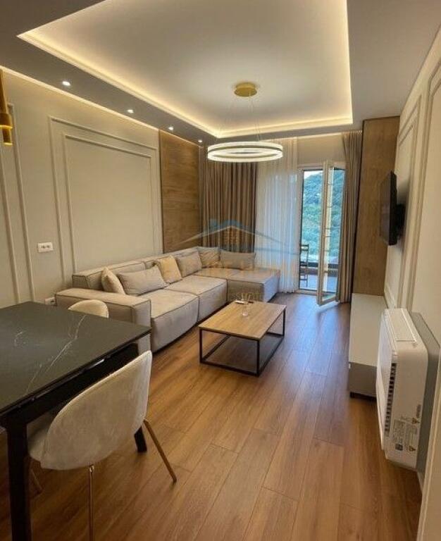 Shitet, Apartament 2+1+2, Kodra e Diellit, Tiranë