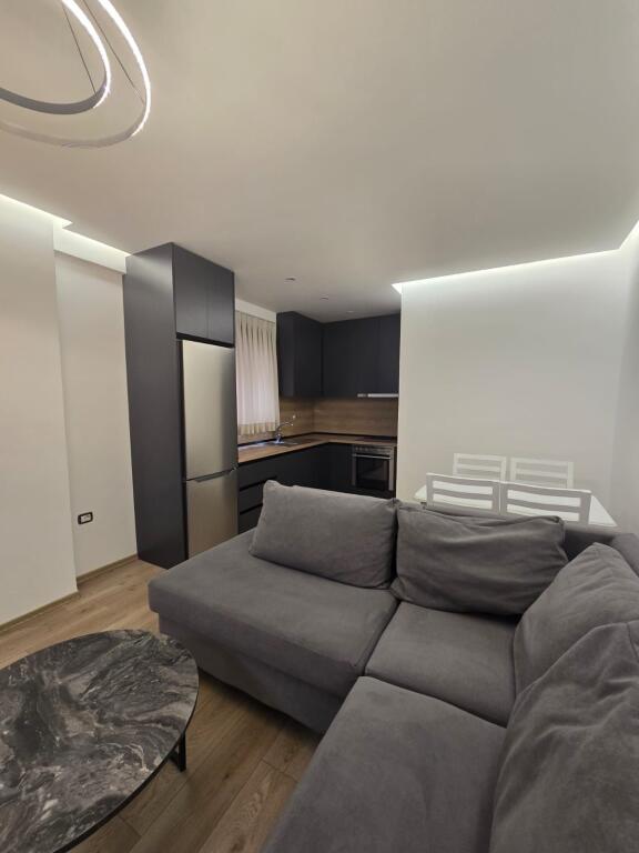 Affittasi 2+1 SELITE 500 mila lek