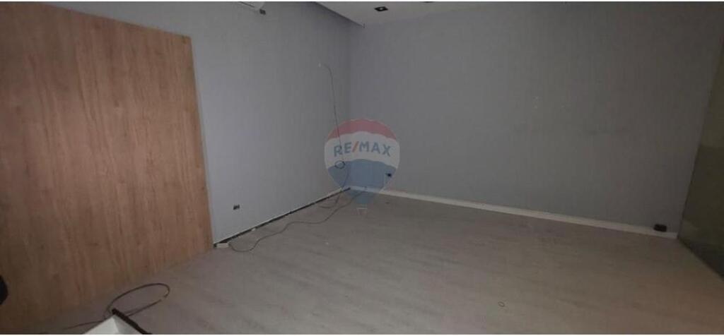 Shop / Office for Rent – Vesa Center, Bllok !