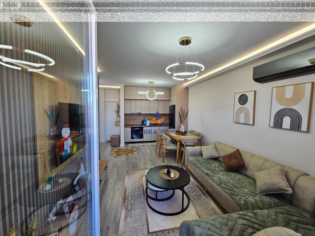 JEPET ME APARTAMENT ME QERA 2+1+BALLKONE "GOLDEN PARK 3, AFËR SPITALIT AMERIKAN 3 " 650 EURO