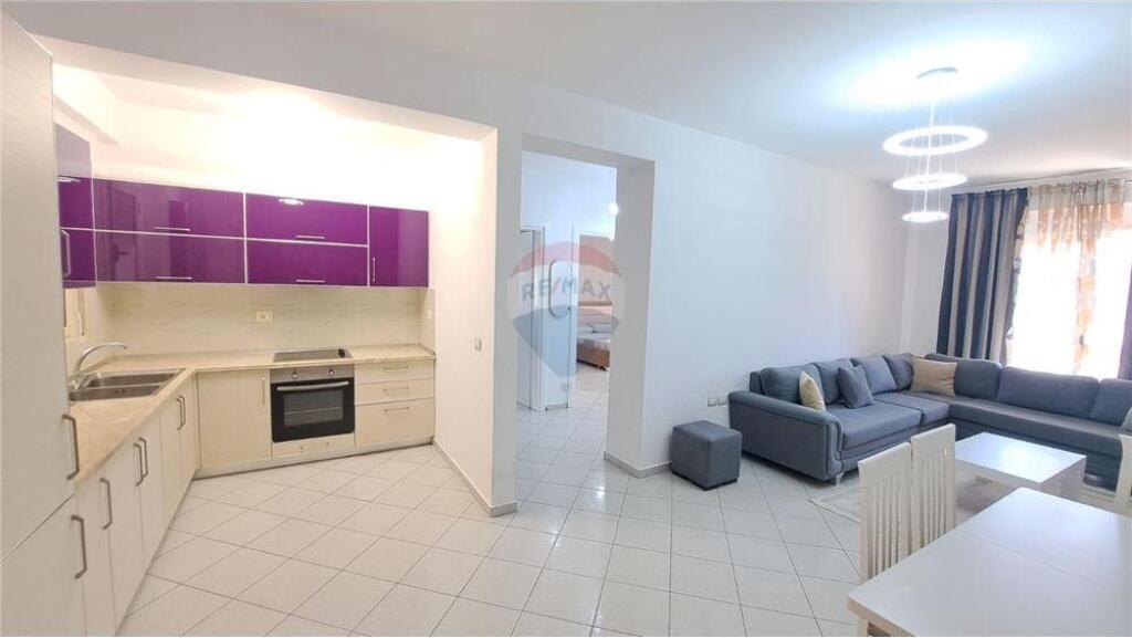 APARTAMENT 2+1 ME QERA