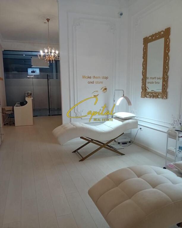 NEGOZIO IN AFFITTO 80 M2 TIRANA GARDEN BUILDING 1.100 EURO