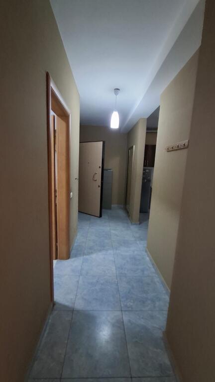 1+1,i mobiluar me verande,liqeni i thate,550 euro