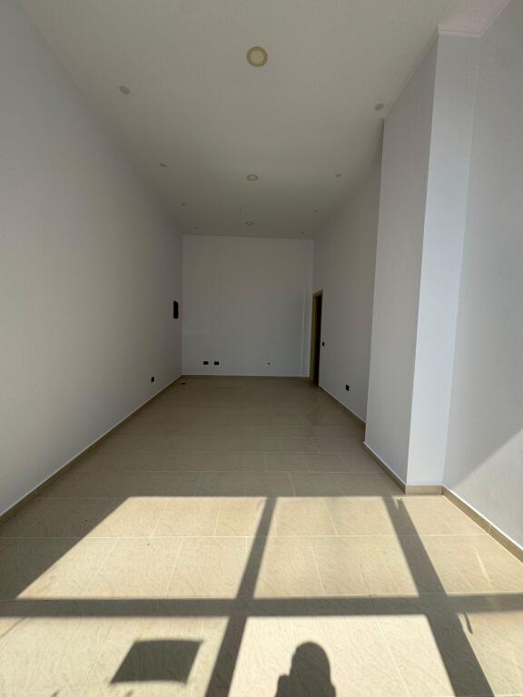 Business premises for rent in Astir (not on the main road)!
