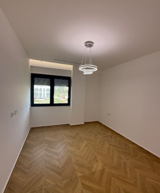 🏢 Business Premises for Rent – Oasis, Astir