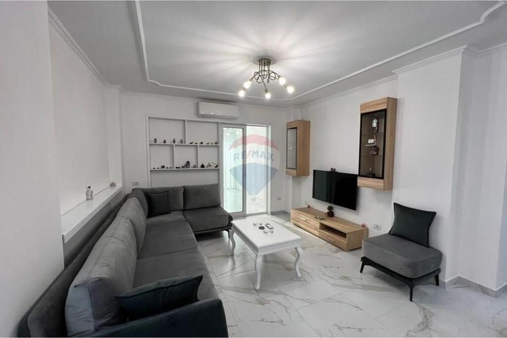 QIRA APARTAMENT