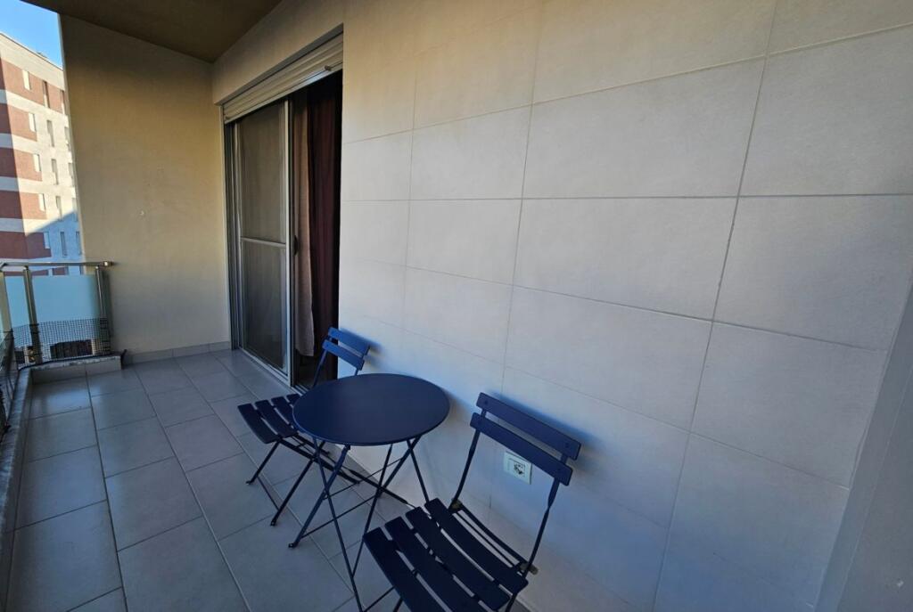 Allo Comune di Parigi Vendesi Appartamento 1+1 Con Posizione Perfetta!