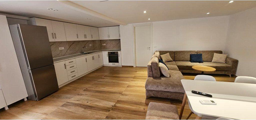 Duplex 1+1 in Vendita a Kodra e Diellit Residence, A Kodra 1 Vicino al complesso Eleonora Tirana - 200.000€