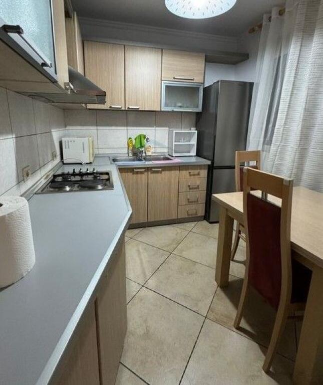 Affitto, Appartamento 3+1, Via Kavaja, Tirana.