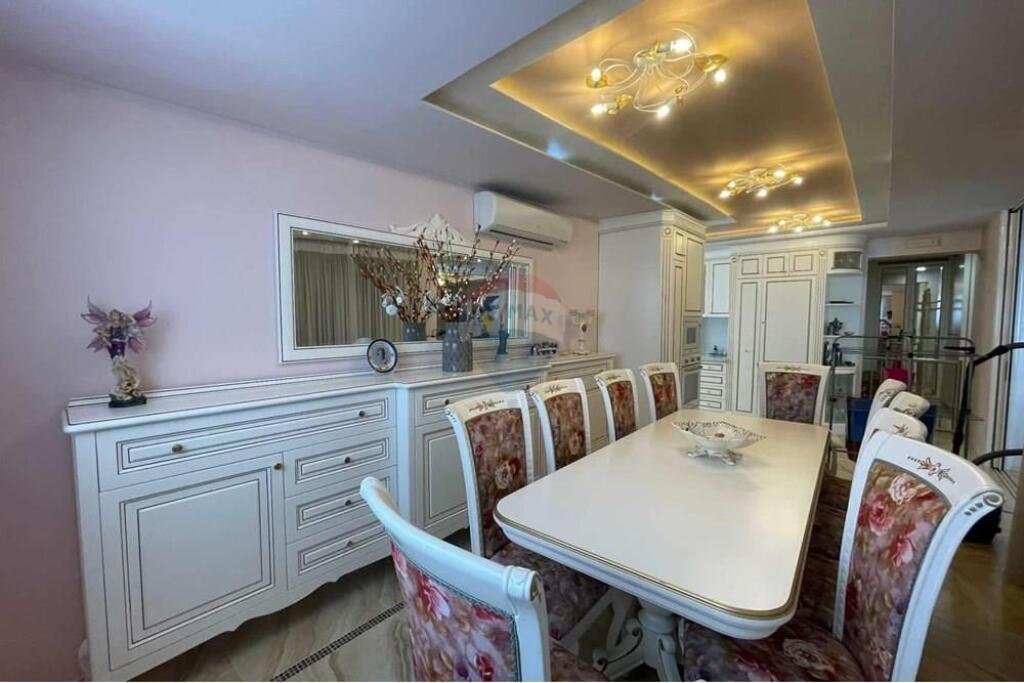 Penthouse 4+1+2 Zoo Garden