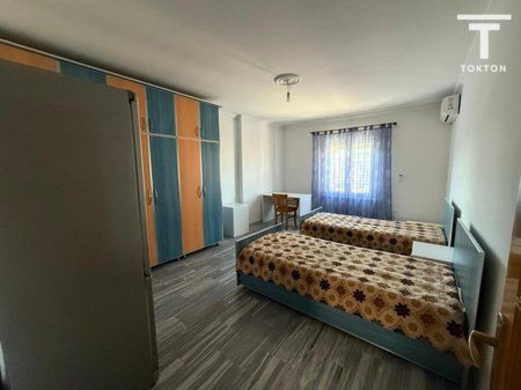 SHITET, APARTAMENT 3+1, RRUGA DRITAN HOXHA, TIRANË