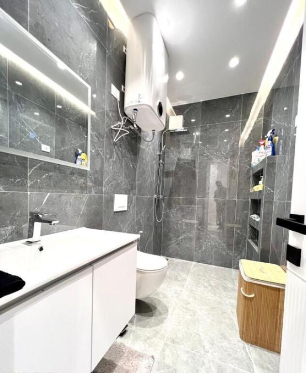 Affittasi appartamento 1+1 a Zogu i Zi