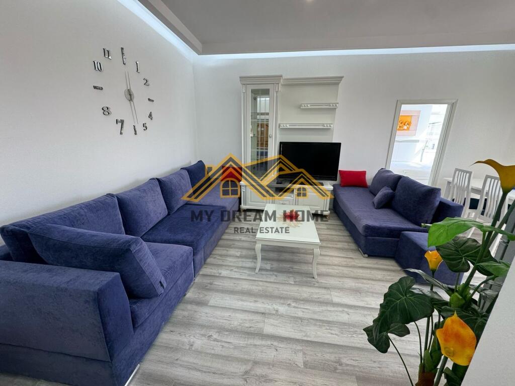 Shitet Apartament 1+1 në Plazh Iliria, Durrës!