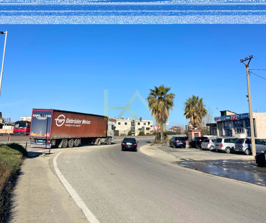 Shitet Godinë – Ura e Dajlanit, Durrës