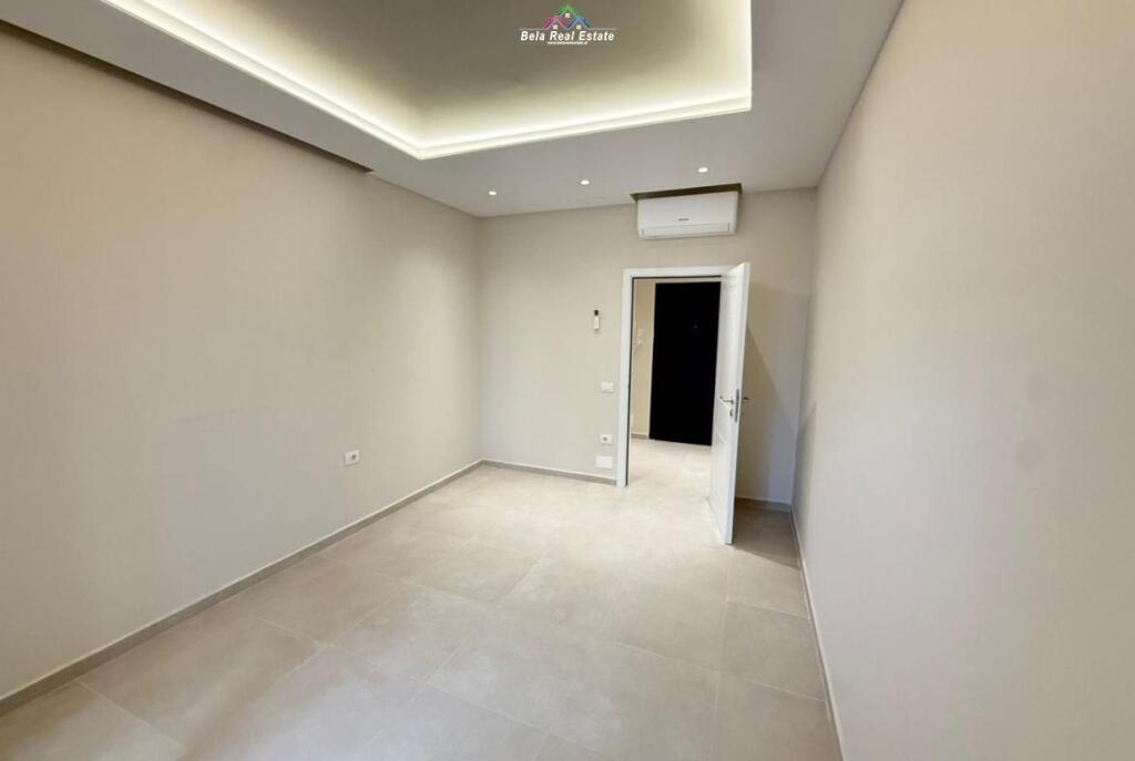 Office for Rent 1+1 Near 5 Maji (ID BZ2791) Tirana