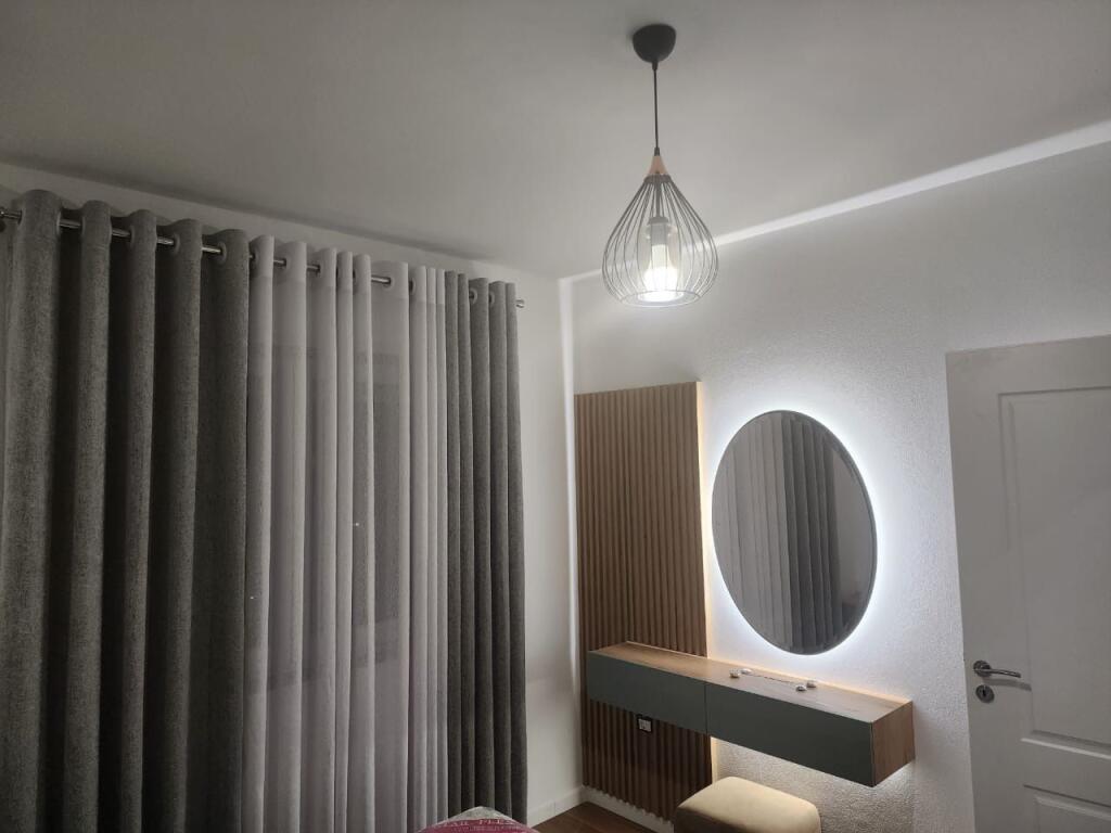 In Affitto Appartamento 2+1+1 Balcone