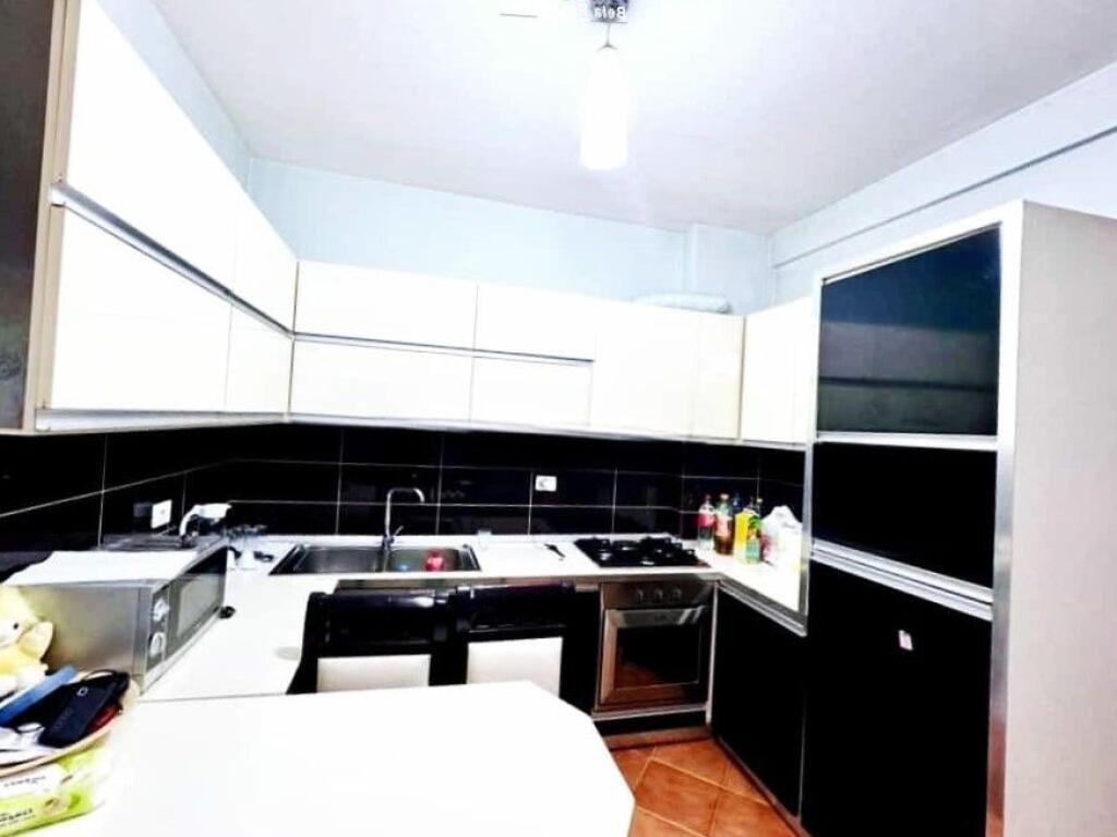 Apartament Me Qera 2+1 ne Astir ( ID B2201115) Tirane