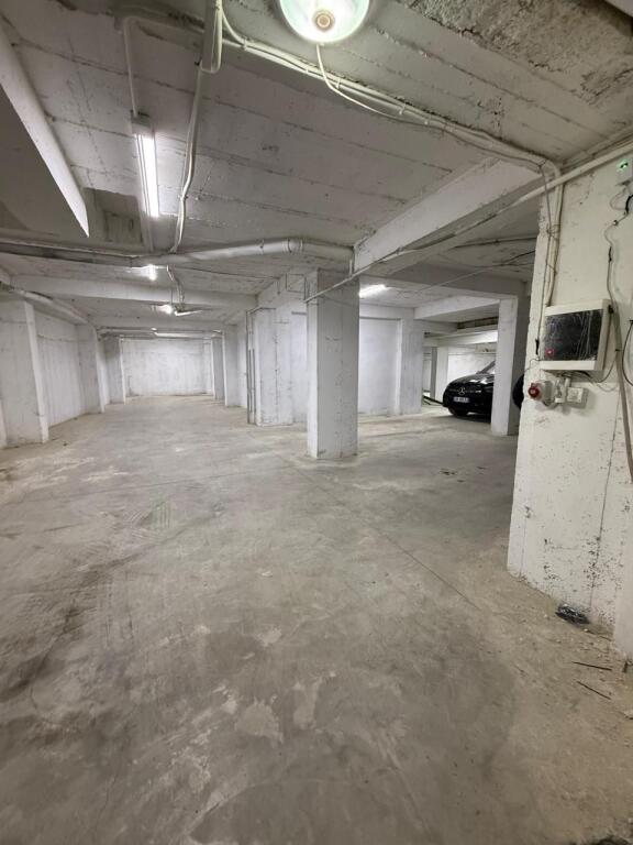 MAGAZZINO IN VENDITA 394 M2 KOMBINAT 230.000 EURO