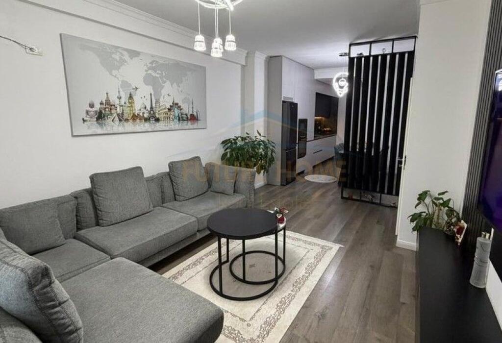 Shitet, Apartament 2+1, Don Bosko, Tiranë.