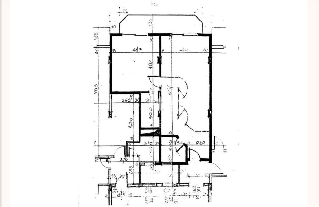 Premises for rent for offices, in the block, 1600 euros