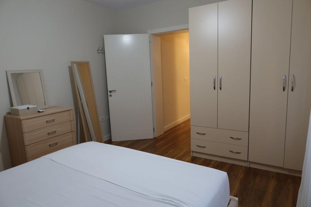 Jepet Me Qera Apartament 2+1+1 Ballkon