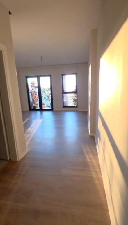 OFFICE FOR RENT 160 M2 KAVAJES STREET 2,000 EURO
