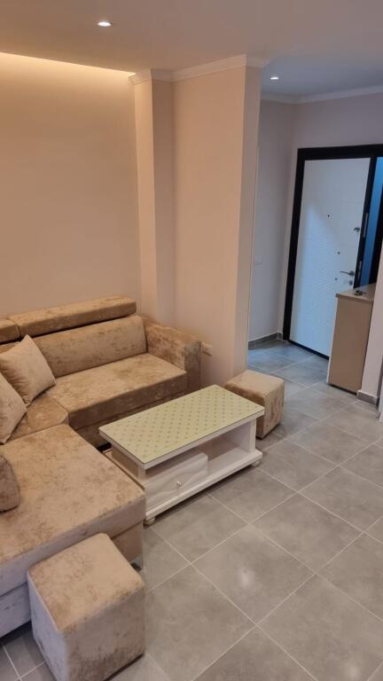 🏡Jepet me qera apartament 2+1 me post parkimi – Pallat i ri 2025 | Selvia