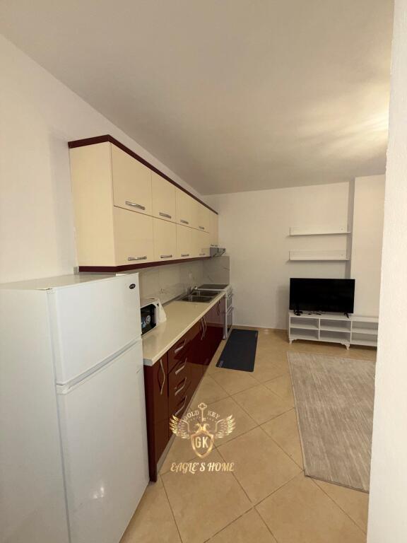 🏡 IN VENDITA 1+1 + 2 balconi 📍Shkembi Kavajes  💰 Prezzo: 75.000€