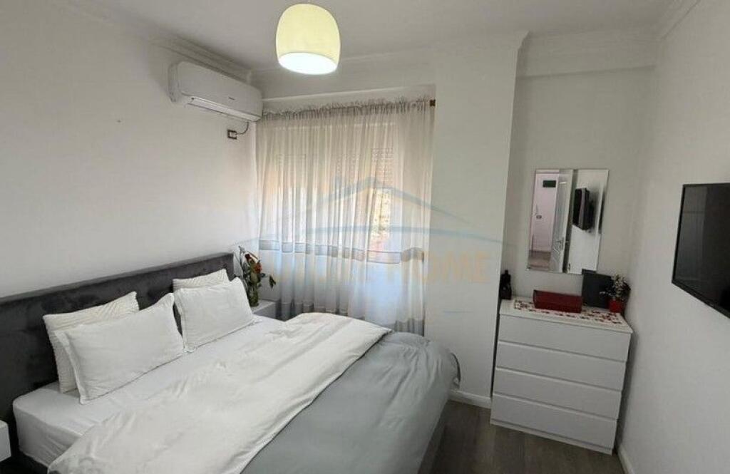 Shitet, Apartament 2+1, Don Bosko, Tiranë.