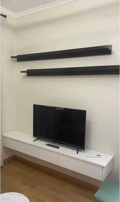 For rent 1+1 near the Red School