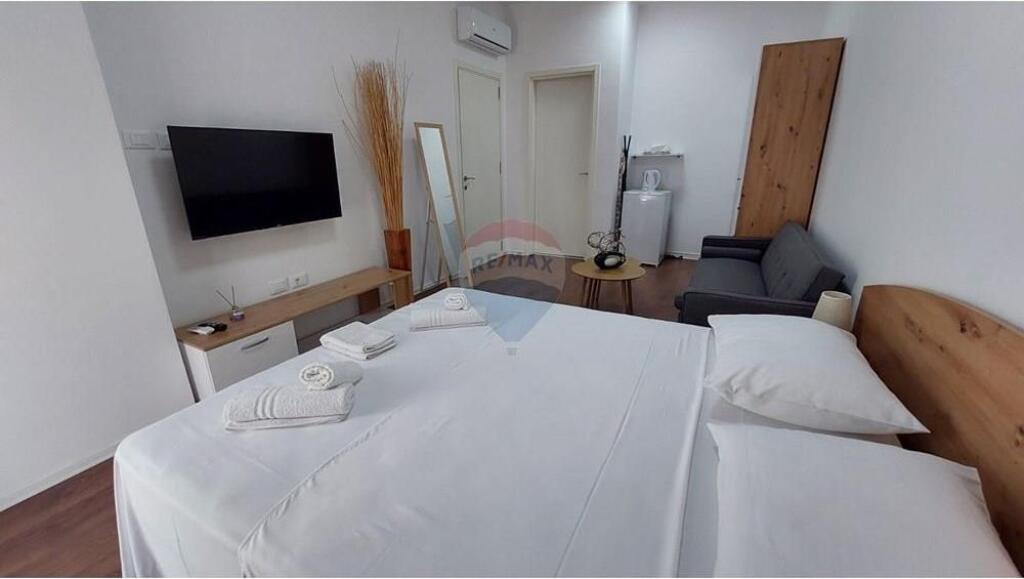 AFFITTASI PER AIRB&amp;B MONOLOCALE &amp;APP 1+1 A K.PARISIT