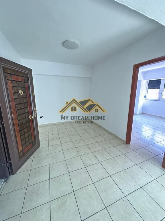 SHITET APARTAMENTI 1+1 QENDER DURRES!