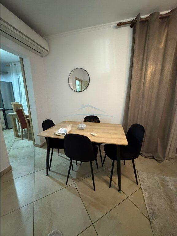 Affitto, Appartamento 3+1, Via Kavaja, Tirana.