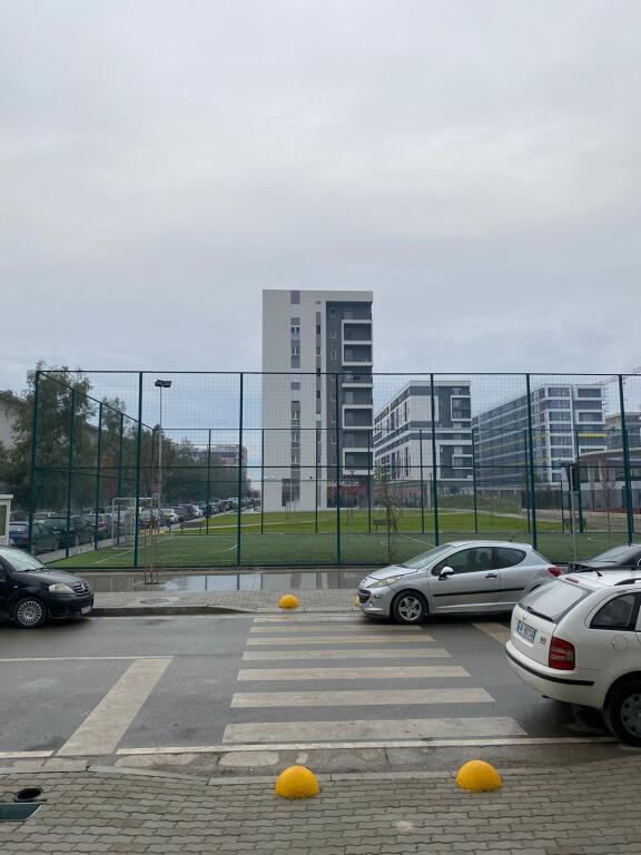 Univers City , 2+1+parkim per qera