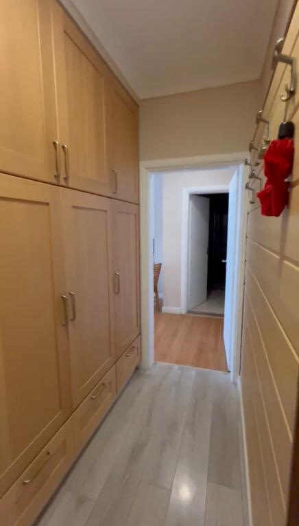 Shiten 2 Apartamente tek 9 katshet