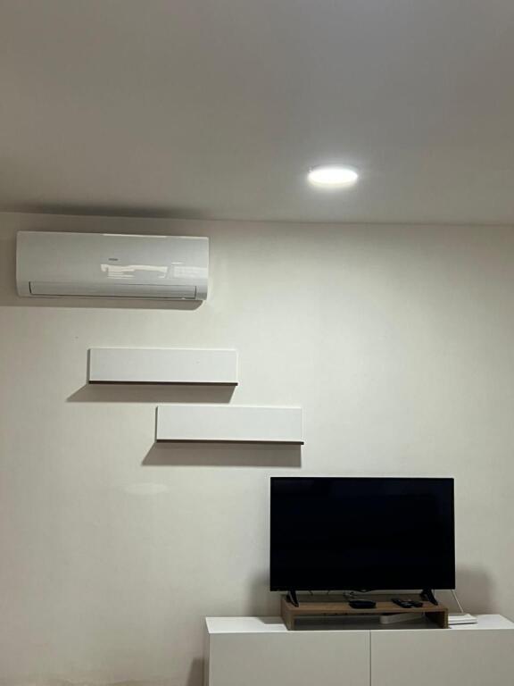 Jepet 2+1+2 Ish fusha Aviacionit