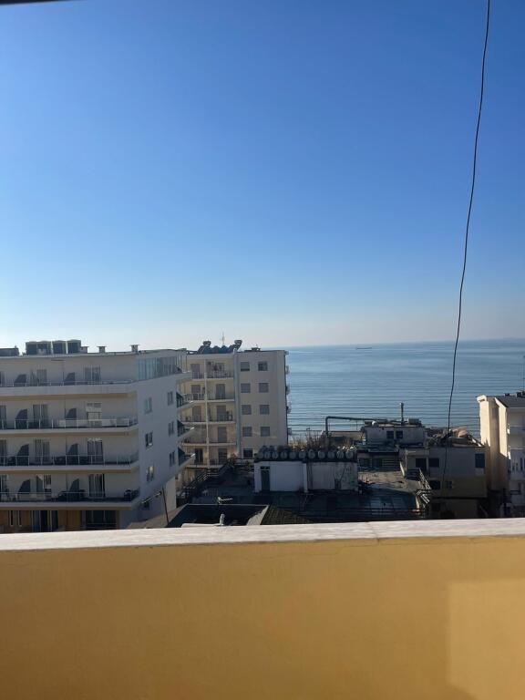 Apartament 2+1 për qira – Plazh, Durrës